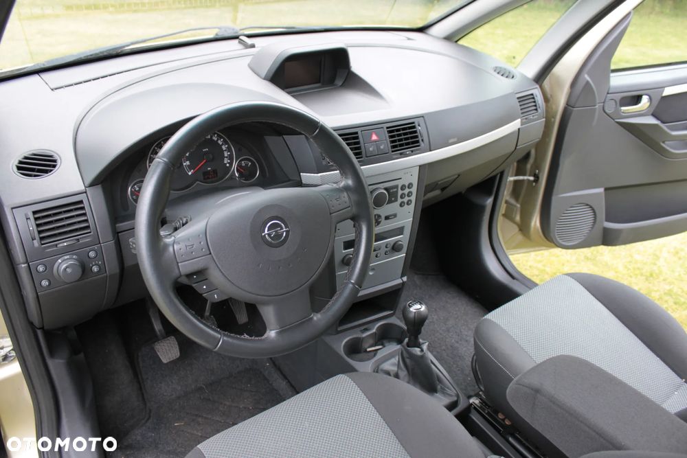 Opel Meriva - 14