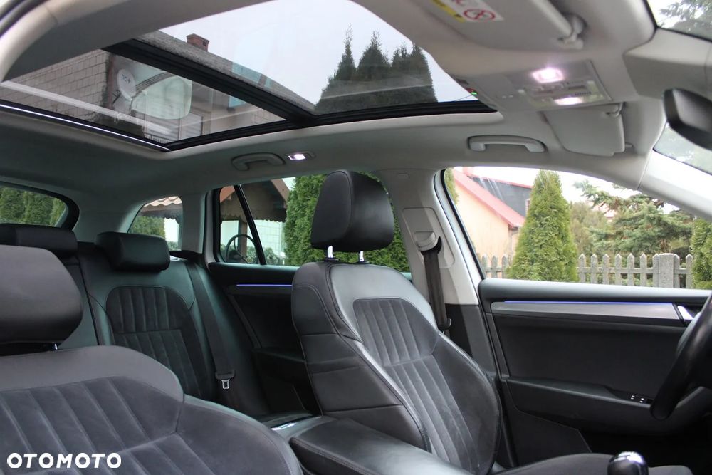 Skoda Superb 2.0 TDI Premium Edition - 6