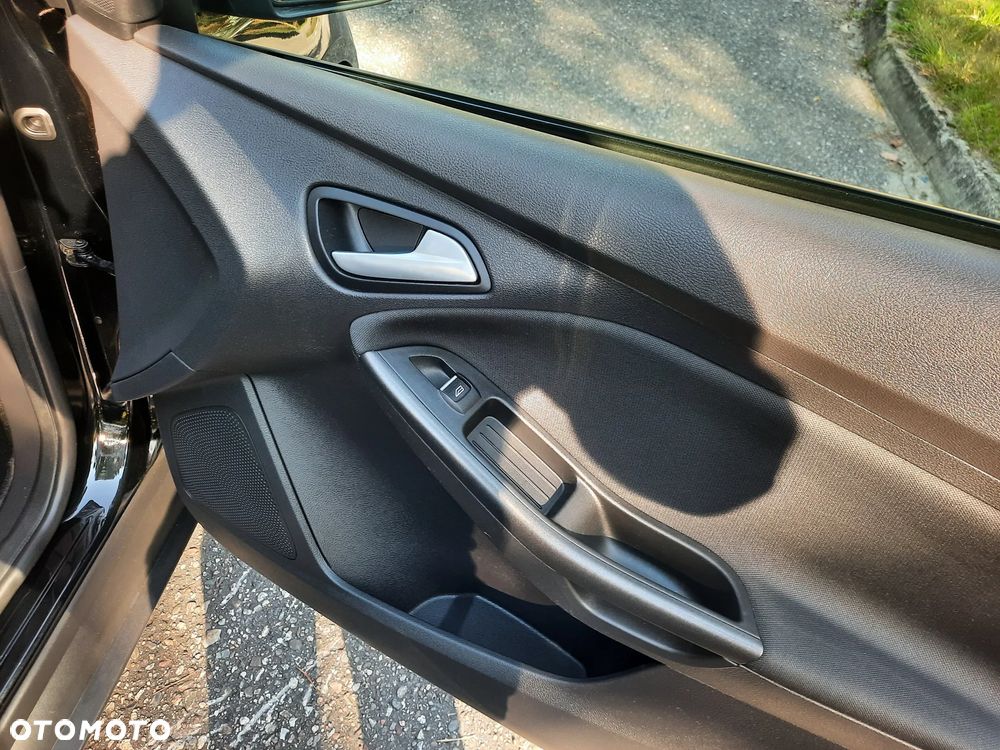 Ford Focus - 16