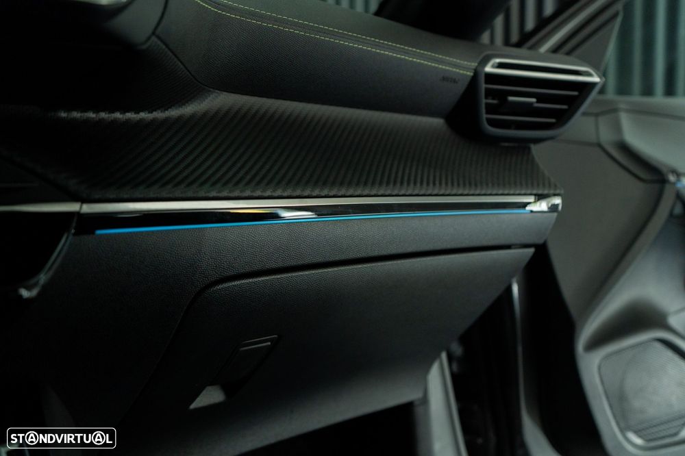 Peugeot 208 1.2 PureTech GT EAT8 - 27