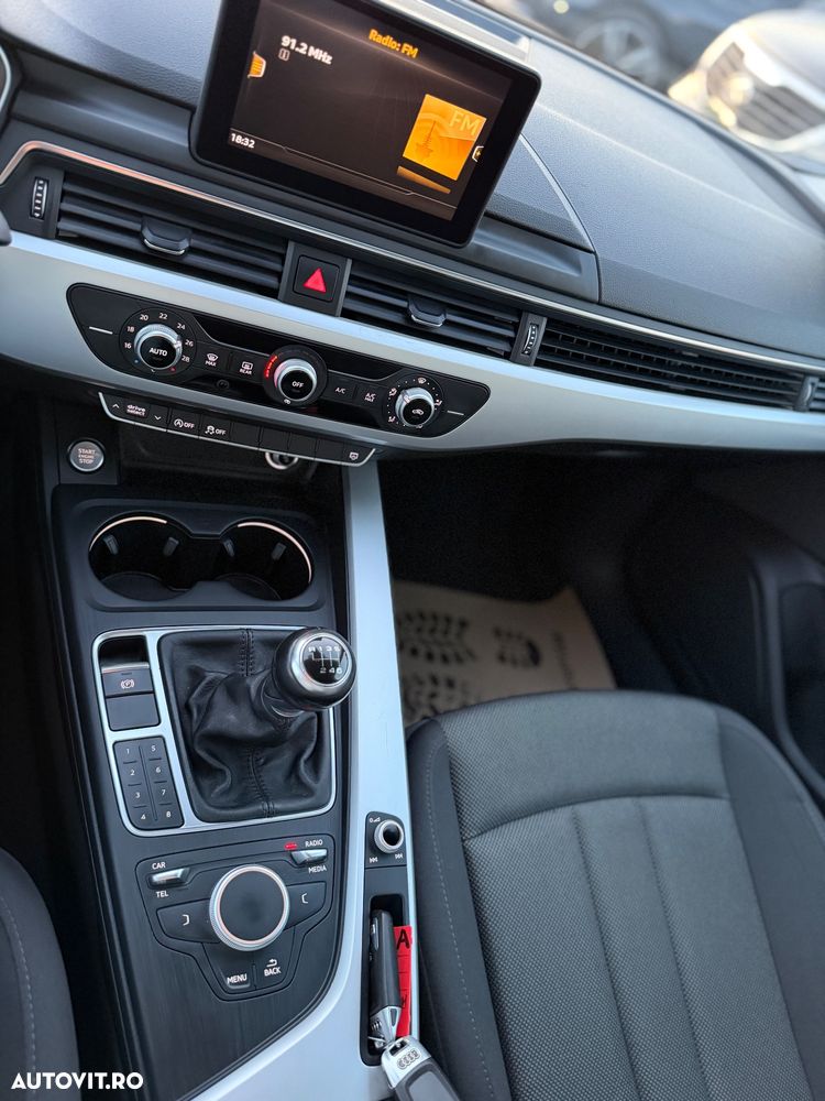 Audi A4 2.0 TDI Design - 14
