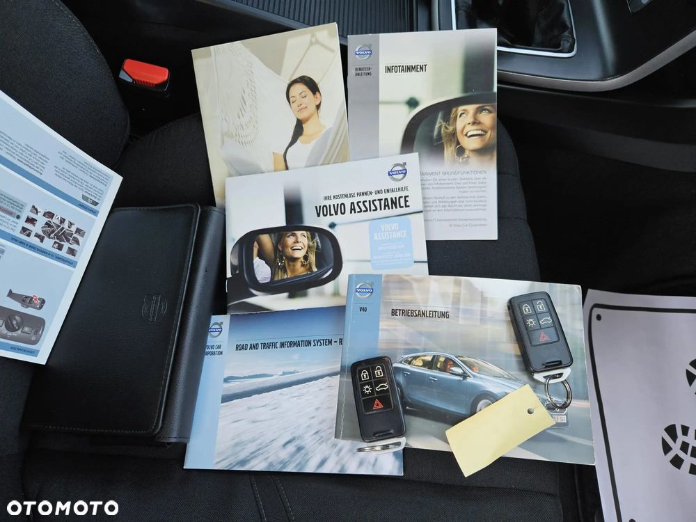Volvo V40 D3 Momentum - 29