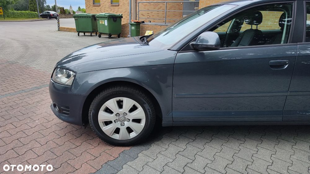 Audi A3 Sportback 1.6 Attraction - 3