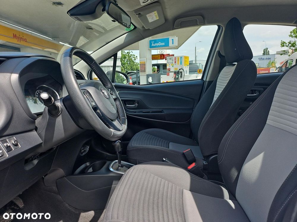 Toyota Yaris - 14