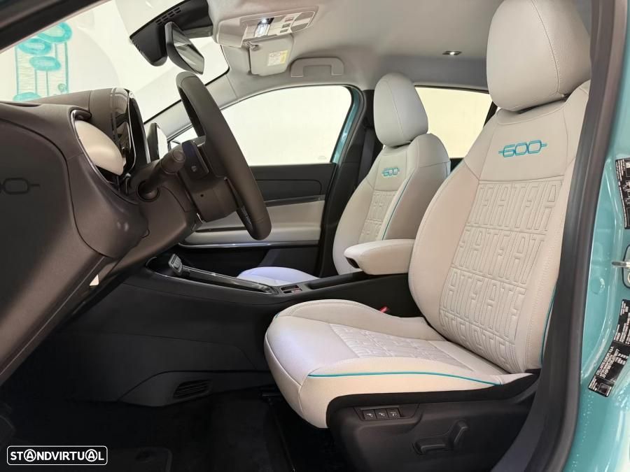 Fiat 600 1.2 Hybrid La Prima — fotografia 7