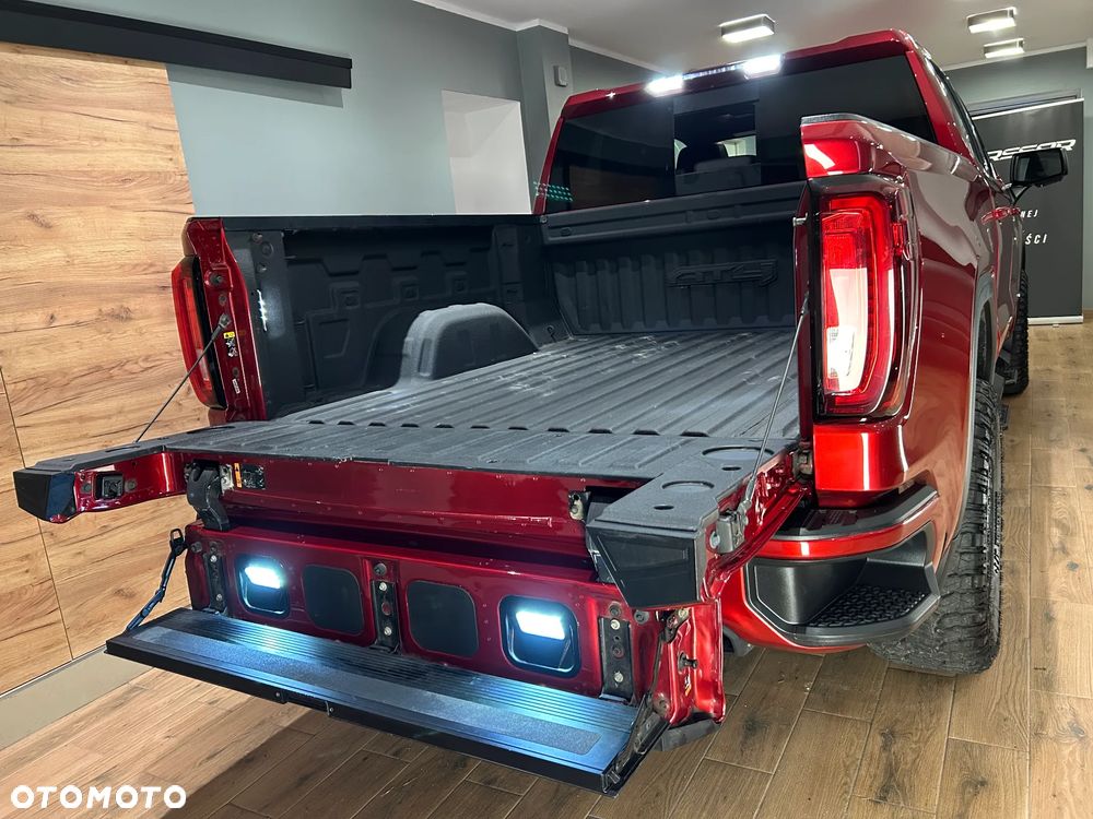 GMC Sierra - 11