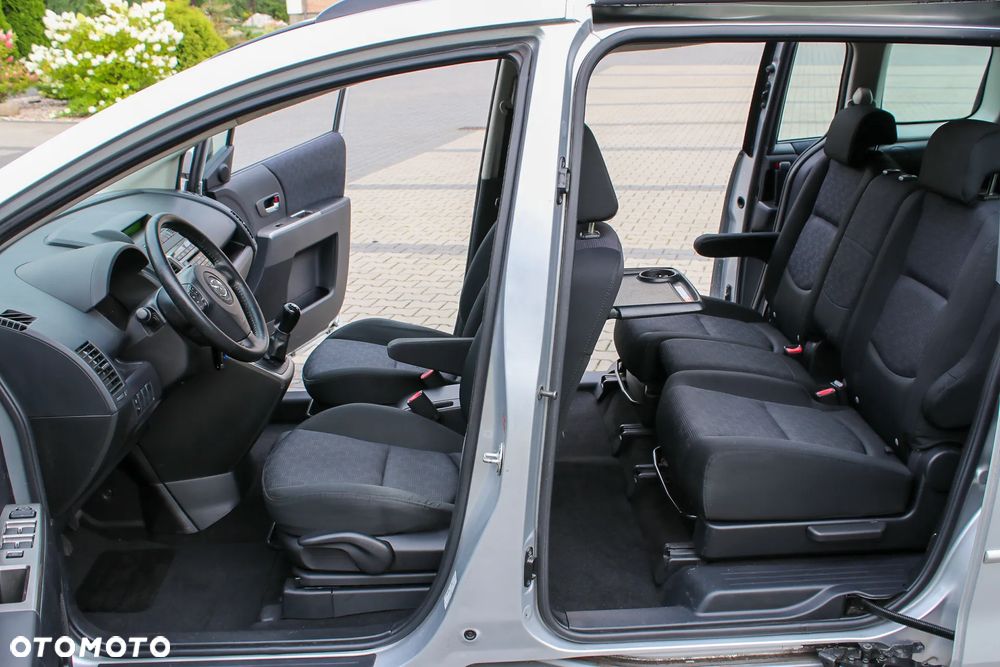 Mazda 5 2.0 Active - 32