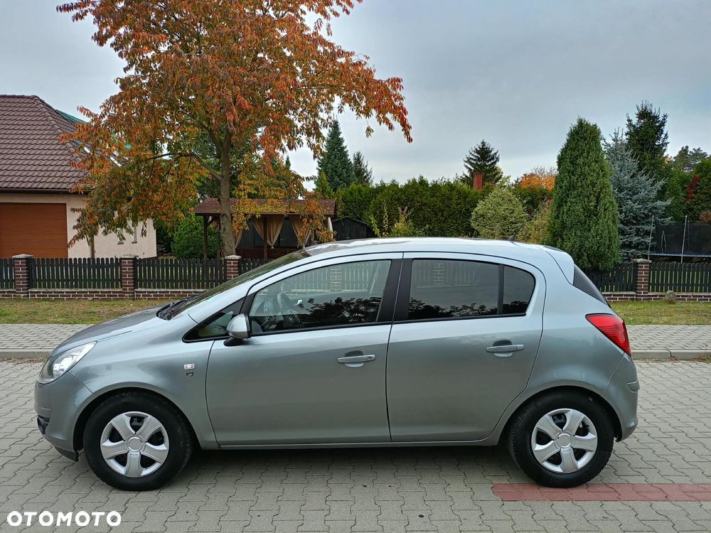 Opel Corsa - 4