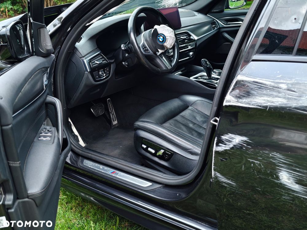 BMW Seria 5 530e xDrive M Sport sport - 34