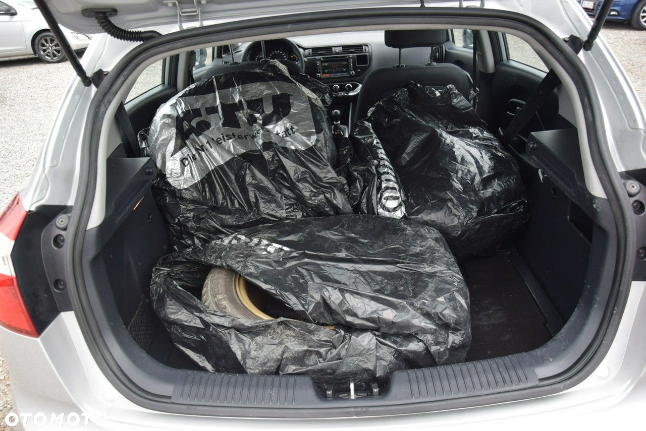 Kia Rio 1.2 Edition 7 - 14