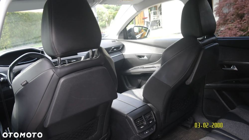 Peugeot 5008 1.2 PureTech Active S&S EAT6 - 8