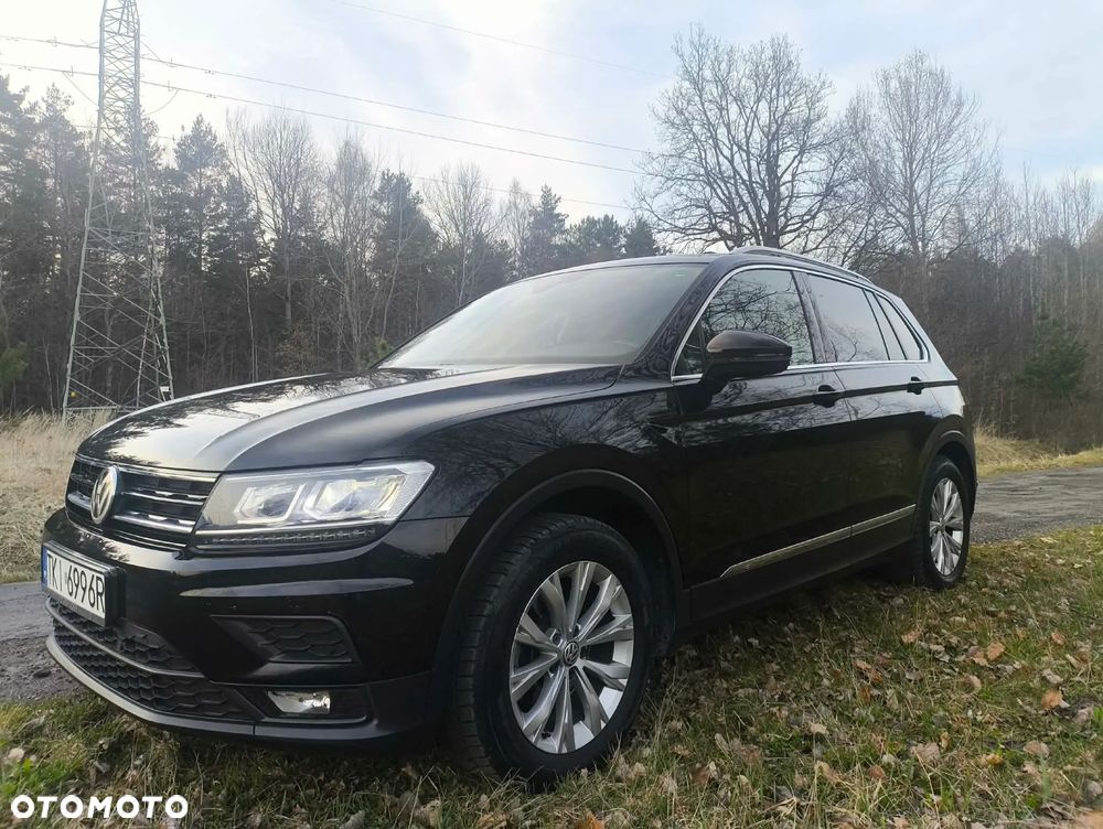 Volkswagen Tiguan - 1