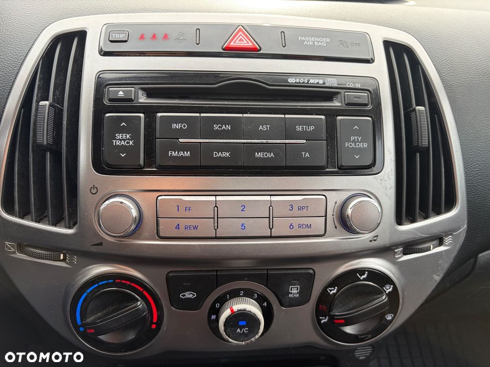 Hyundai i20 1.2 Classic - 12