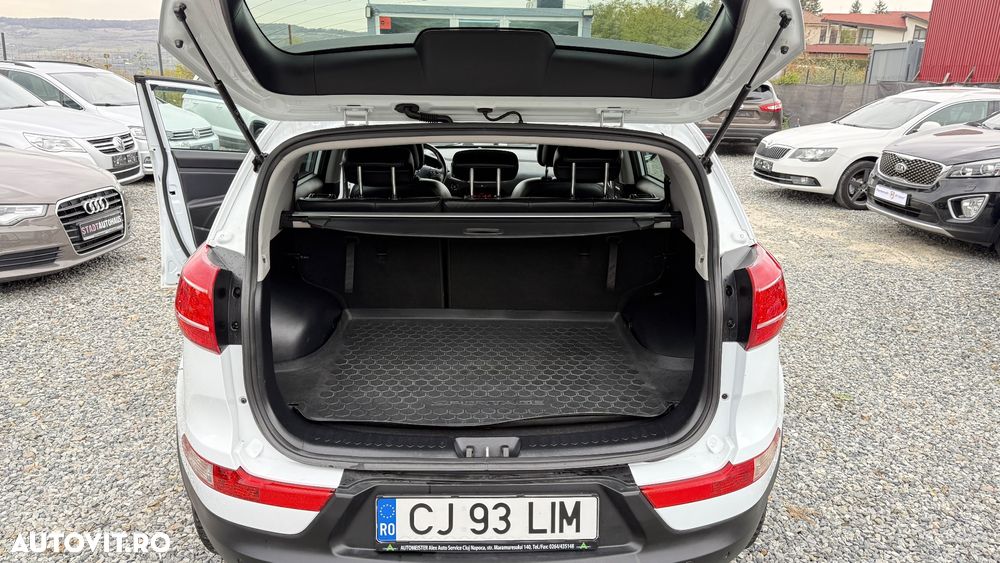 Kia Sportage 2.0 DSL MT 4x4 STYLE - 27