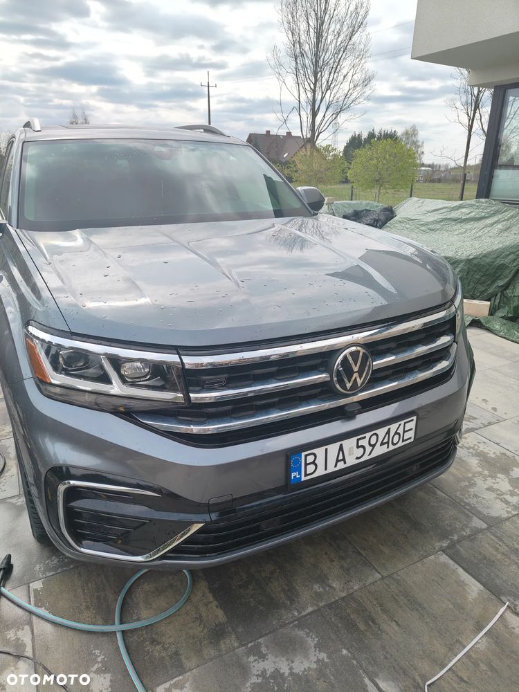 Volkswagen Atlas - 2