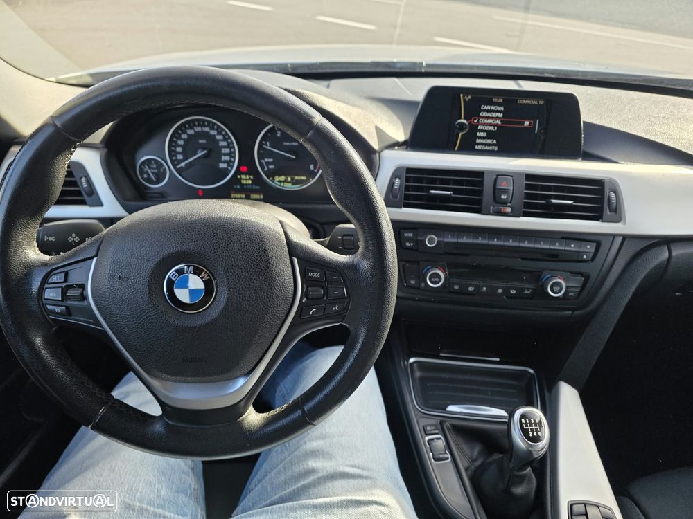 BMW 320 d Efficient Dynamics Edition - 8