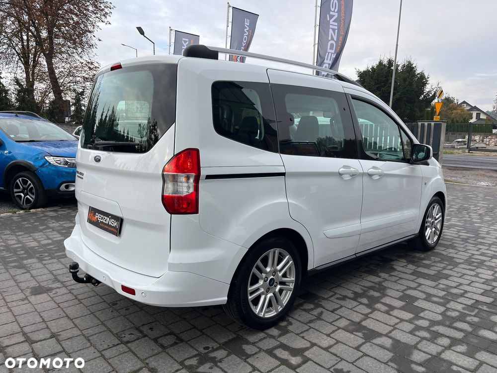 Ford Tourneo Courier - 6