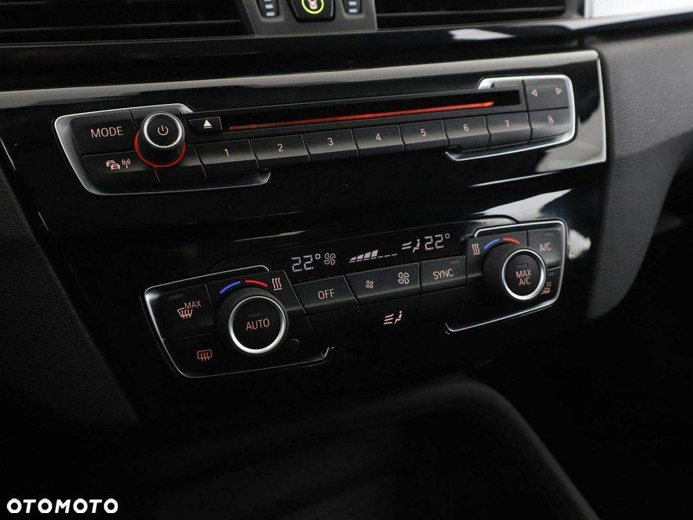 BMW X1 sDrive18d Advantage - 27