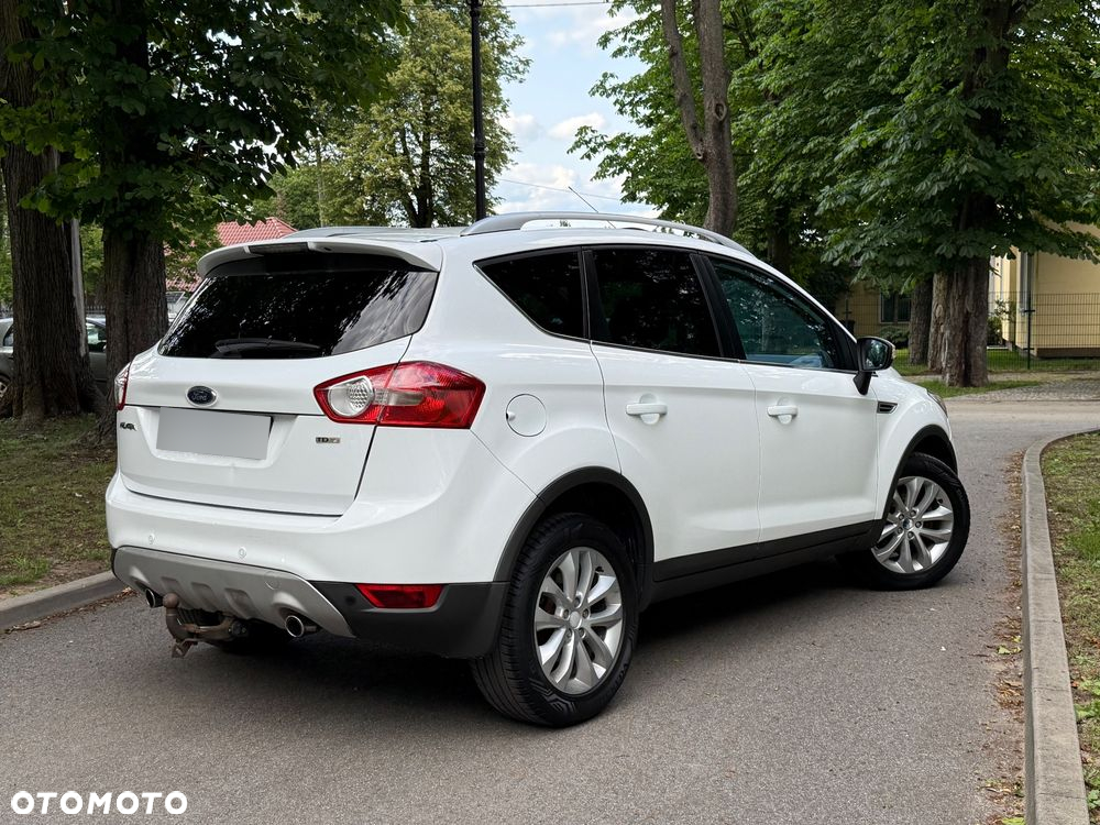 Ford Kuga 2.0 TDCi Titanium - 4