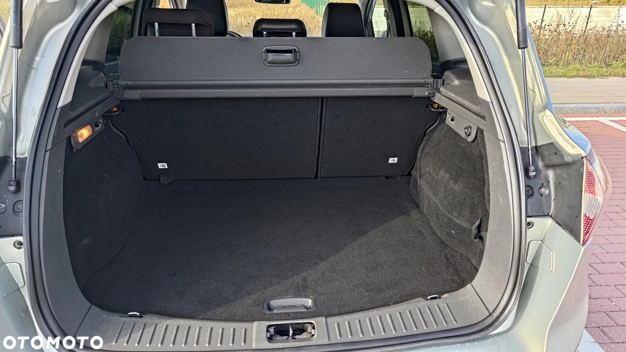Ford Kuga 2.0 TDCi Titanium FWD - 24
