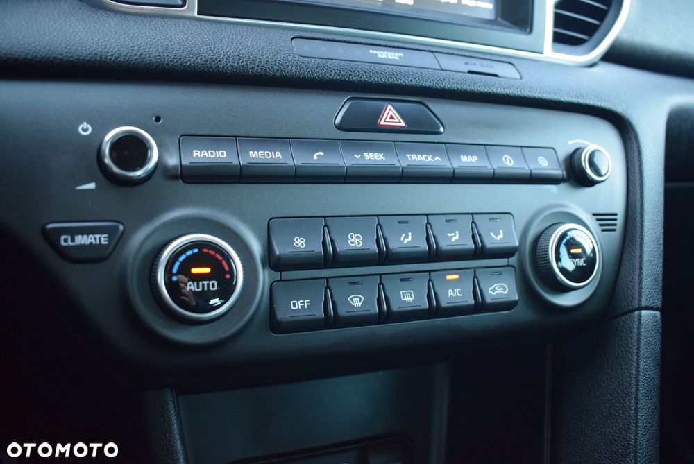 Kia Sportage 1.6 GDI M 2WD - 23