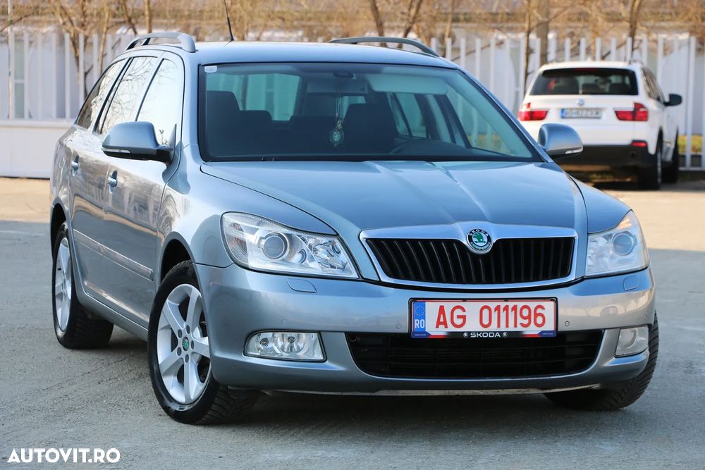 Skoda Octavia 1.6 TDI DPF Elegance - 1