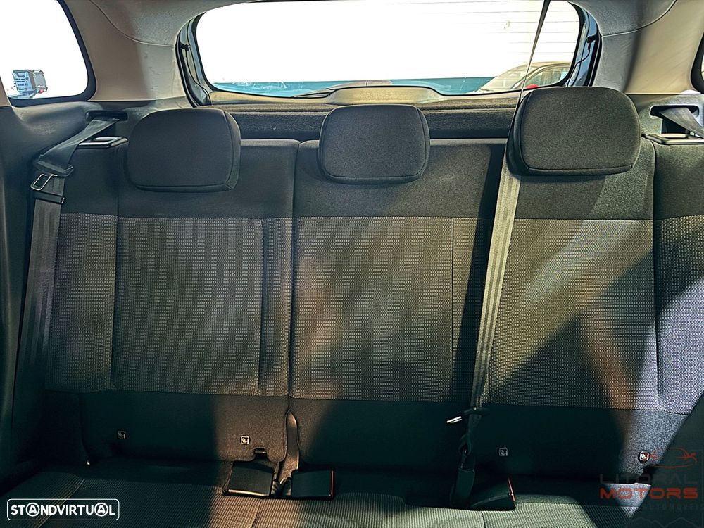 Citroën C3 Aircross 1.2 PureTech Plus - 37