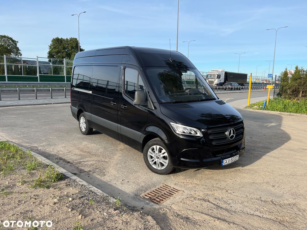 Mercedes-Benz Sprinter - 20