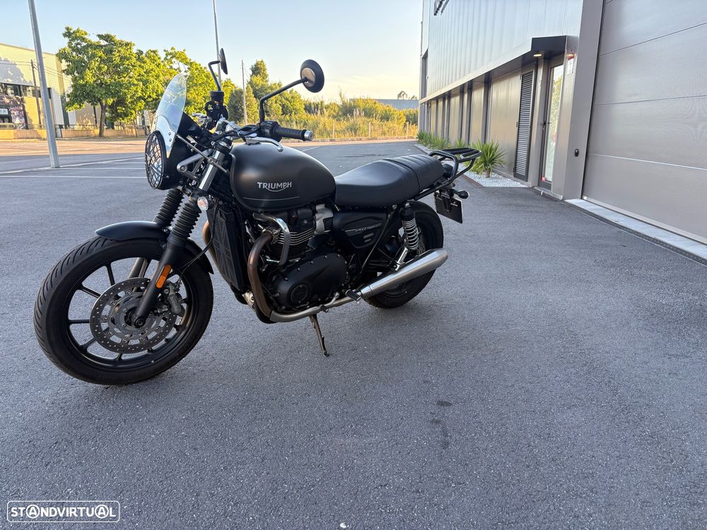 Triumph Bonneville Speed  Twin 900 - 9