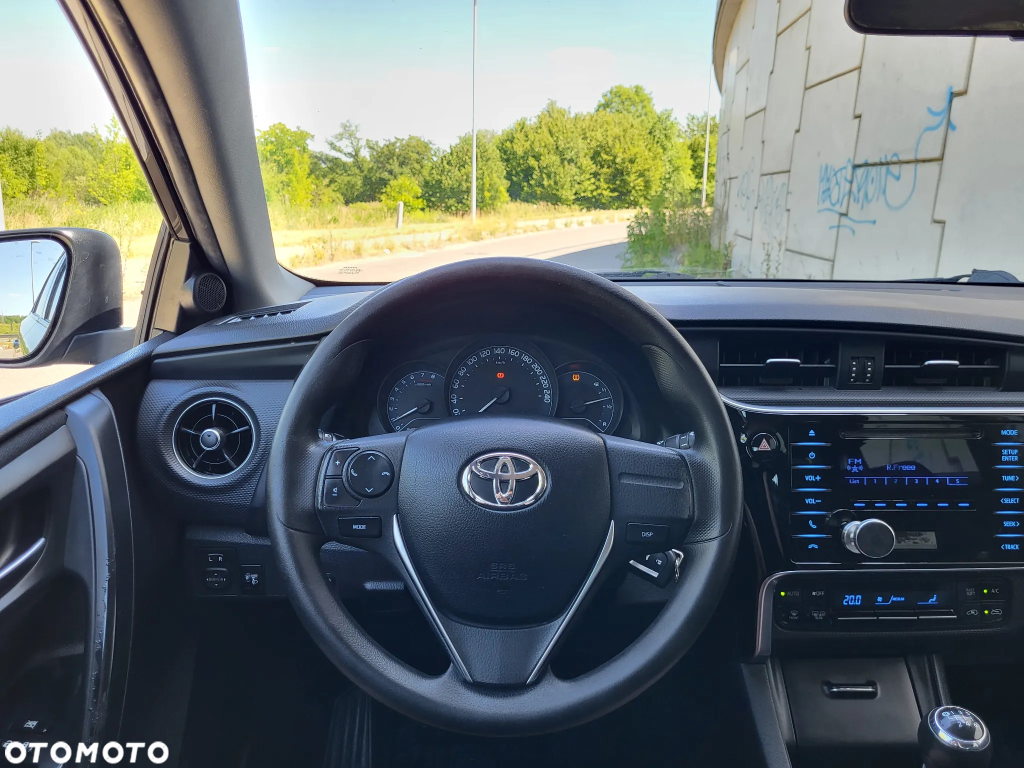 Toyota Auris - 10
