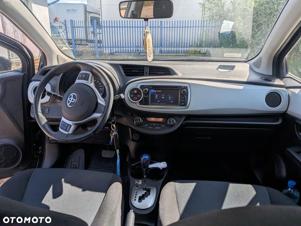 Toyota Yaris 1.5 VVT-i - 9