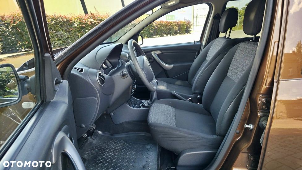 Dacia Duster 1.6 16V 105 4x2 Prestige - 19
