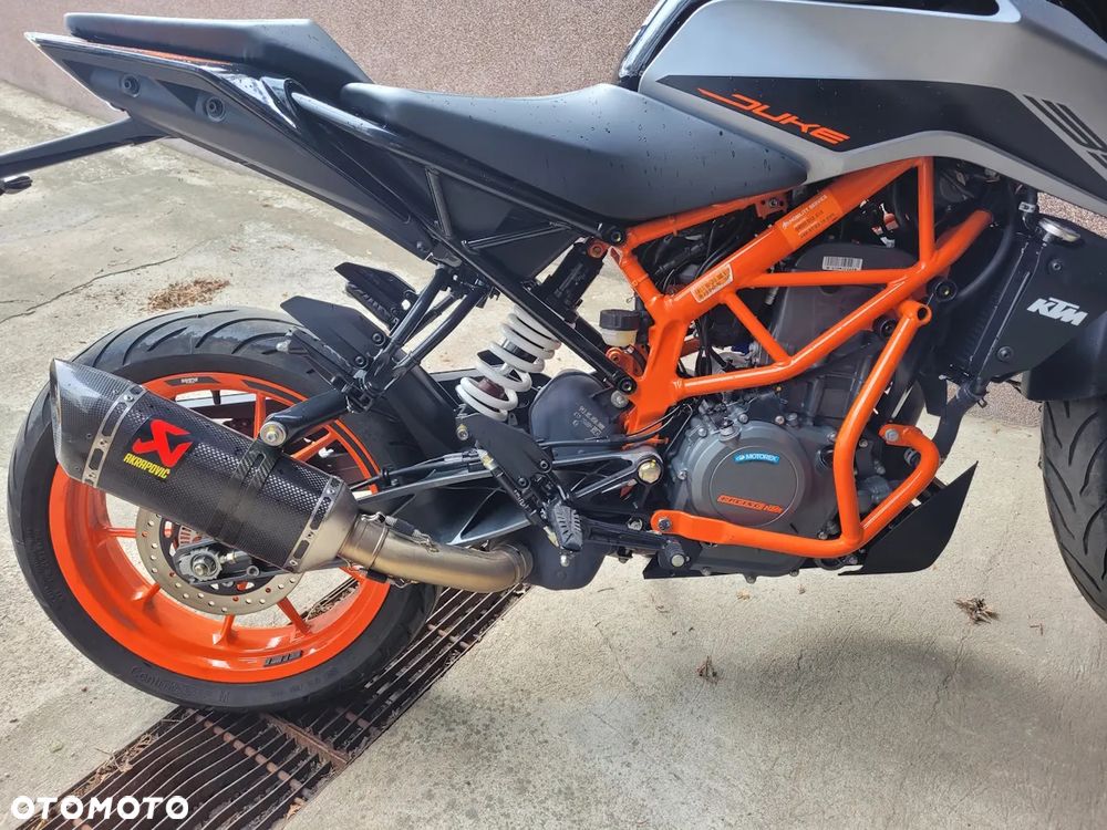 KTM Duke - 4