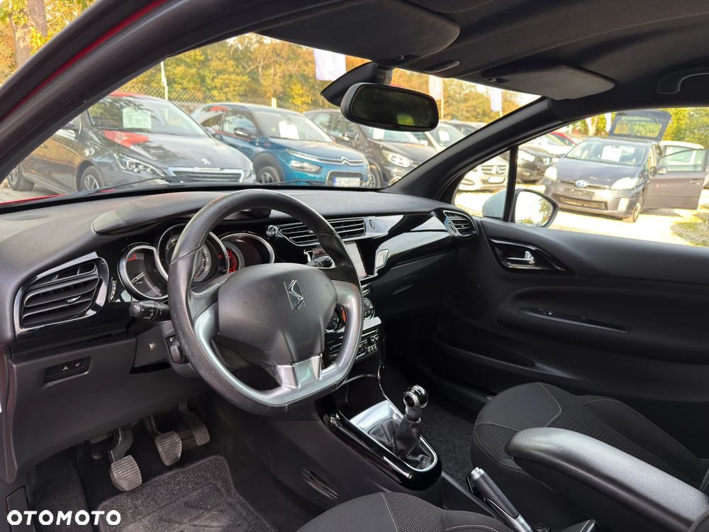 Citroën DS3 1.6 HDi SoChic - 23