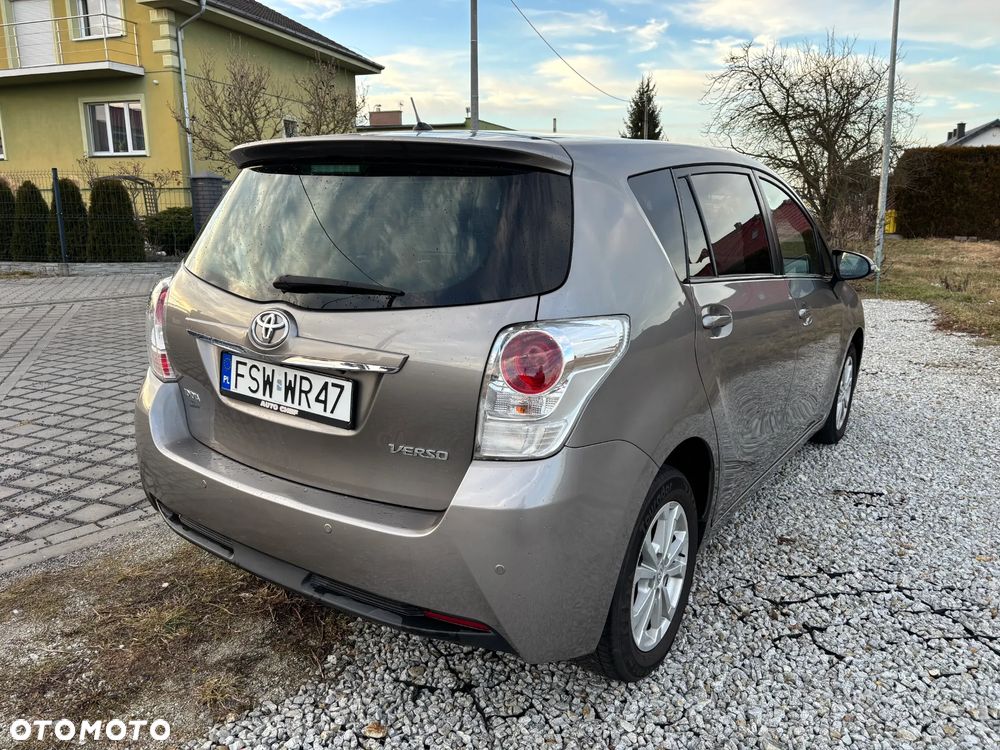 Toyota Verso 1.6 D-4D 5-Sitzer Start/Stop Edition S+ - 5