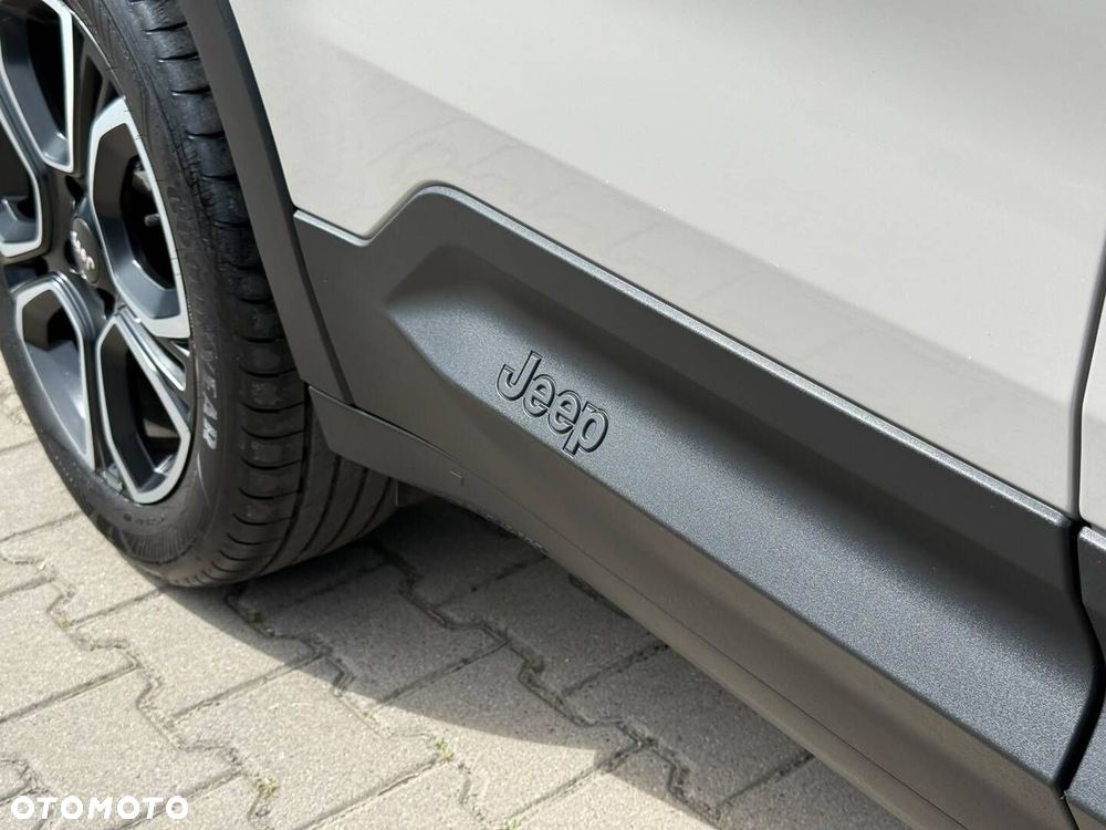 Jeep Avenger - 8