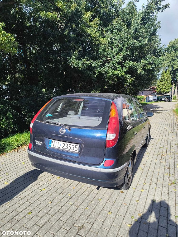 Nissan Almera Tino - 3