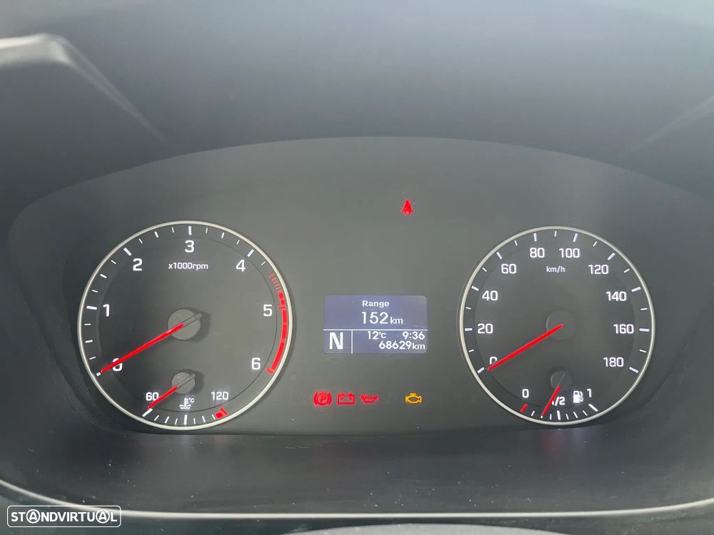 Hyundai H350 2.5 CRDi LWB Access 7L - 19