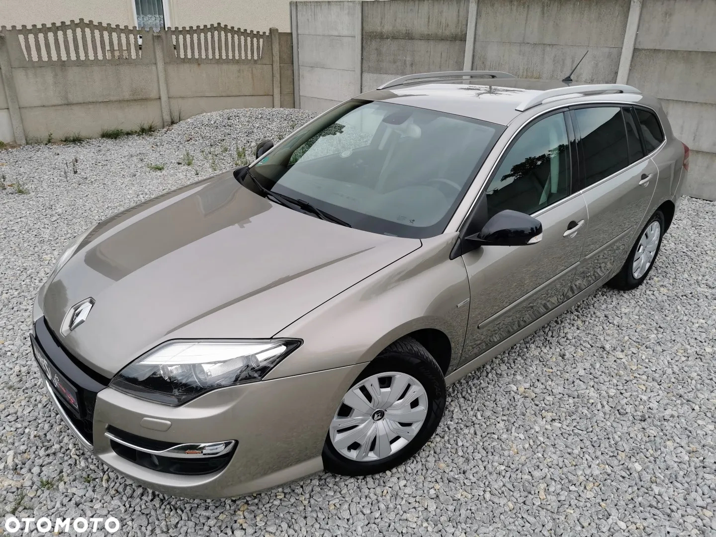Renault Laguna Grandtour dCi 150 FAP Bose - 26