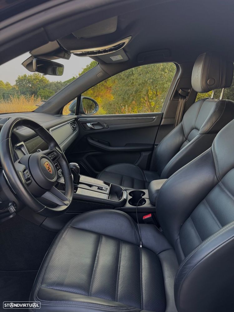 Porsche Macan T - 14