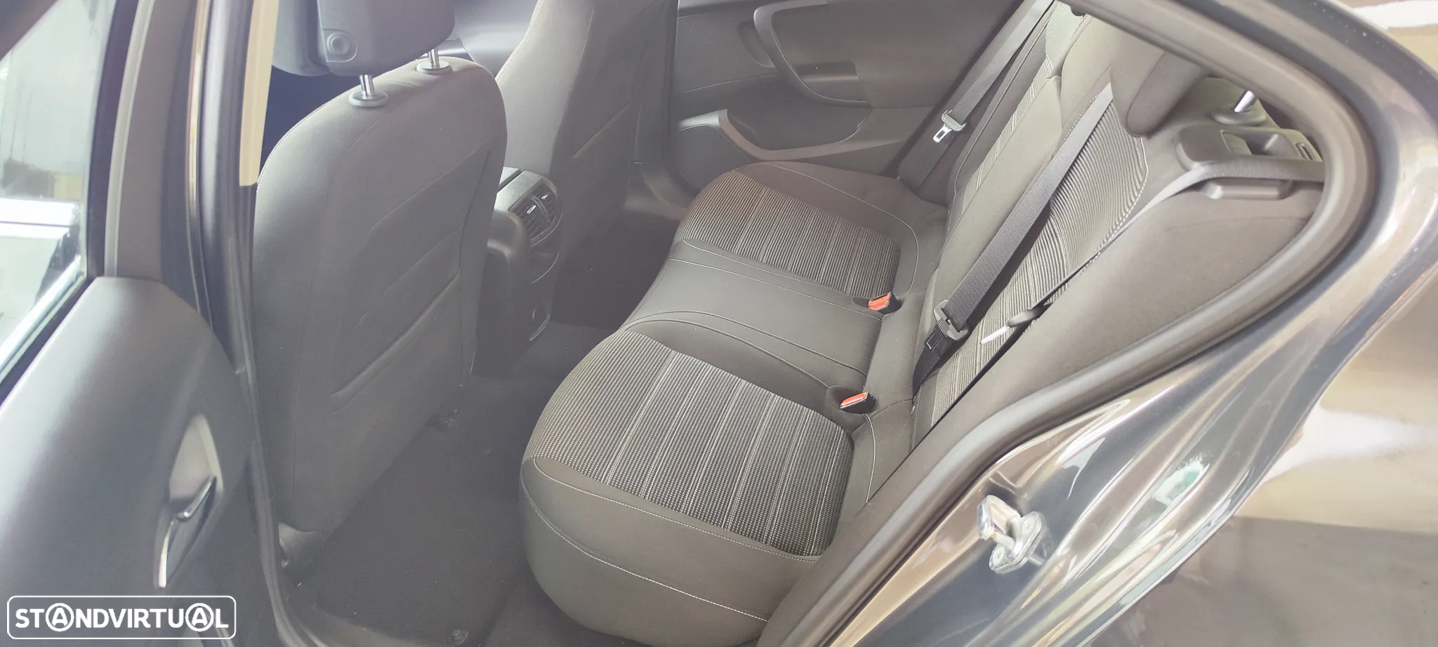Opel Insignia 2.0 CDTi Cosmo S/S - 4