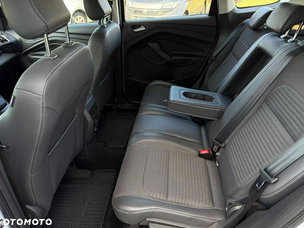 Ford Kuga - 18