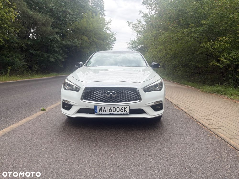 Infiniti Q50 - 2
