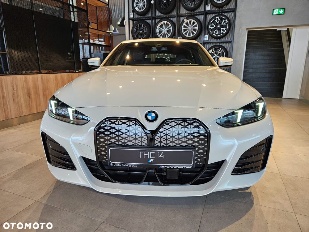 BMW i4 eDrive35 Gran Coupe - 8