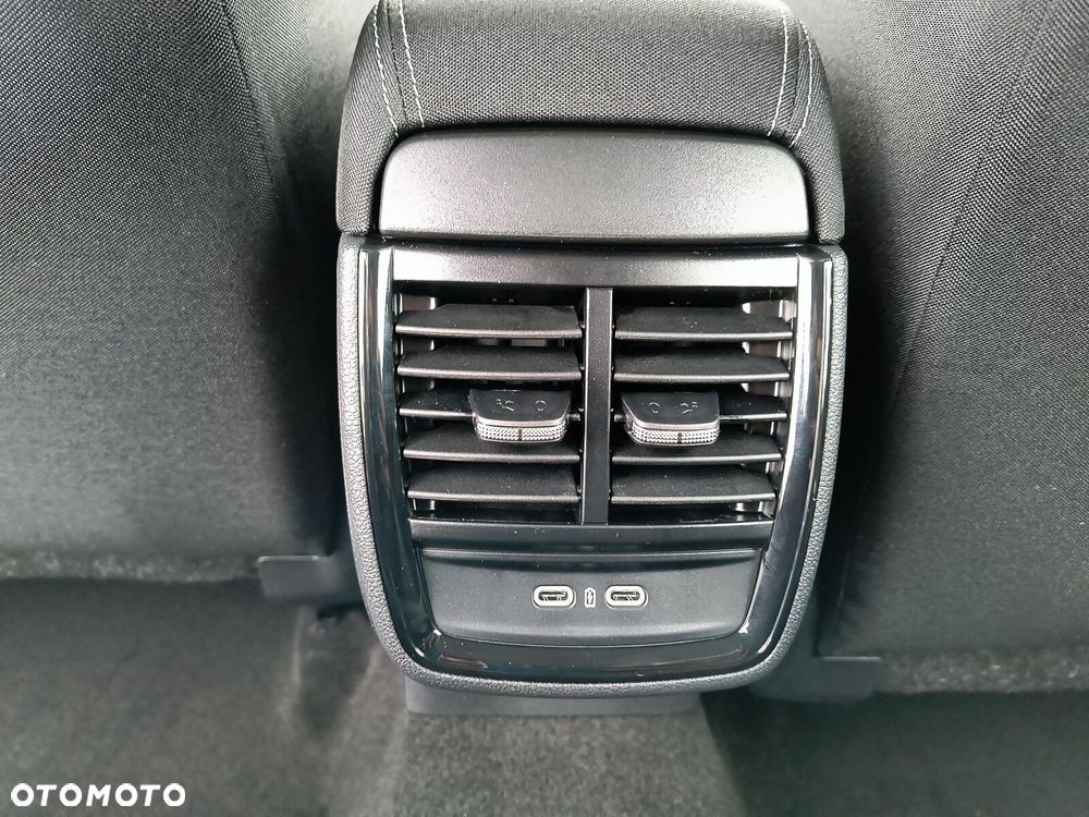 Skoda Scala 1.0 TSI Essence - 31