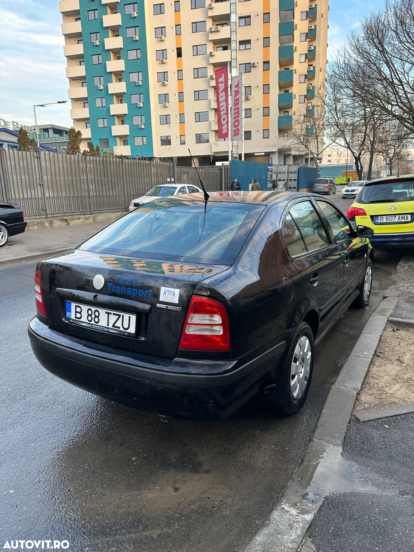 Skoda Octavia 1.6 Ambiente - 8