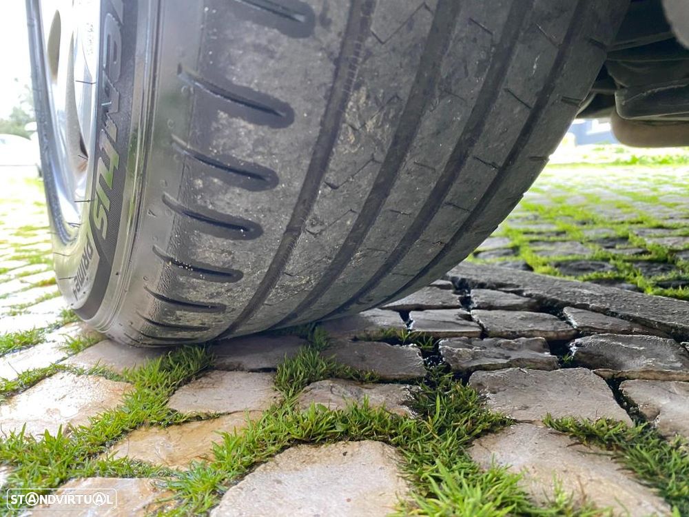 Mercedes-Benz E 220 CDI Avantgarde - 28