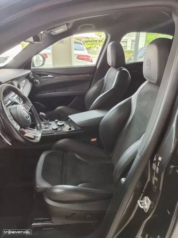 Alfa Romeo Stelvio 2.9 T Quadrifoglio AT8 Q4 - 13