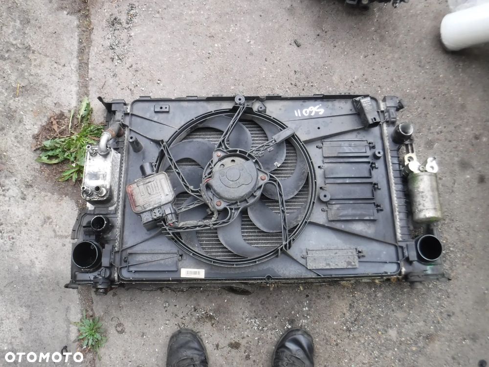 Volvo S60 II V60 10-13 2.0 D3  chlodnice wentylator automat - 3