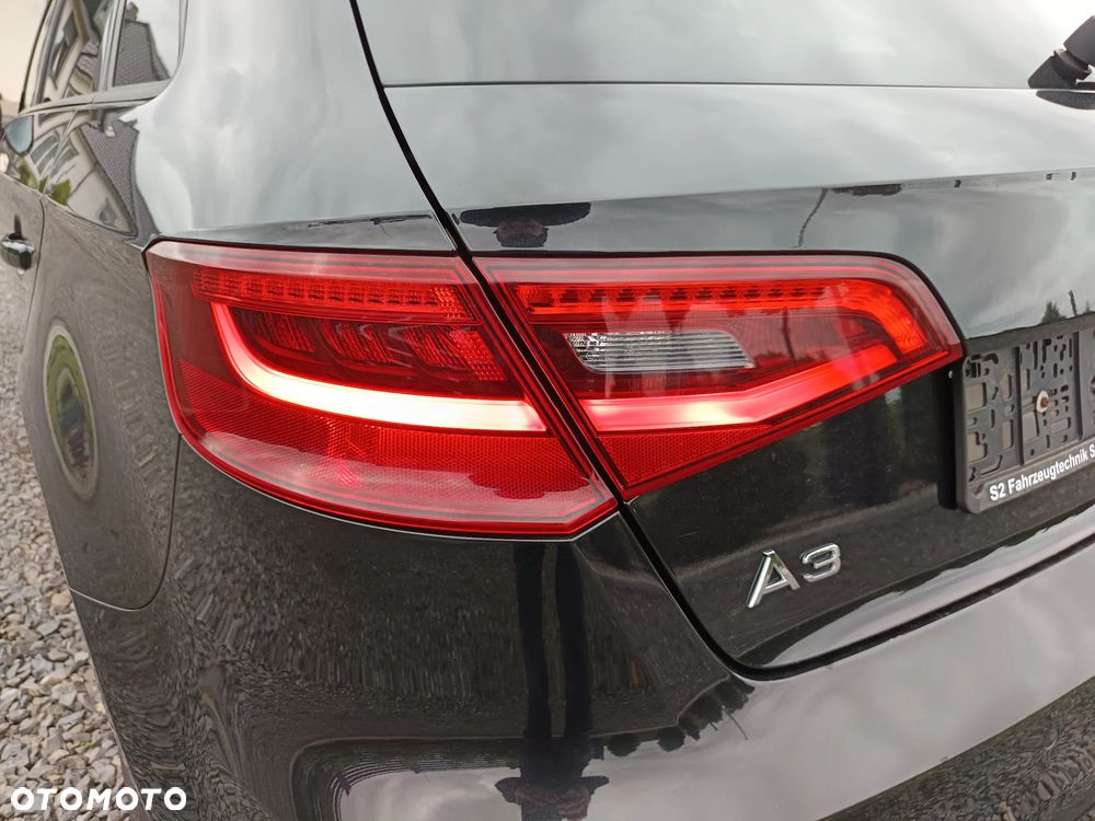 Audi A3 Sportback 1.4 TFSI S line Sportpaket - 9